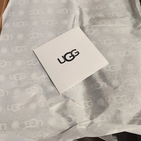 UGG- Fluff Yeah Bling Slide - Black - Picture 11 of 11